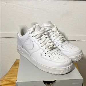 Classic White Nike Air Force one Men's 9
